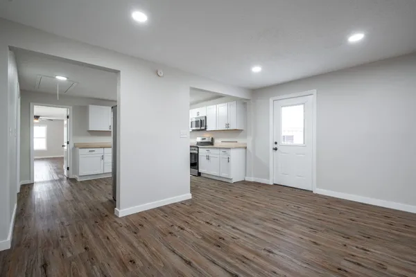$2,095 | 8229 Patterson Road, Chattanooga, TN 37421