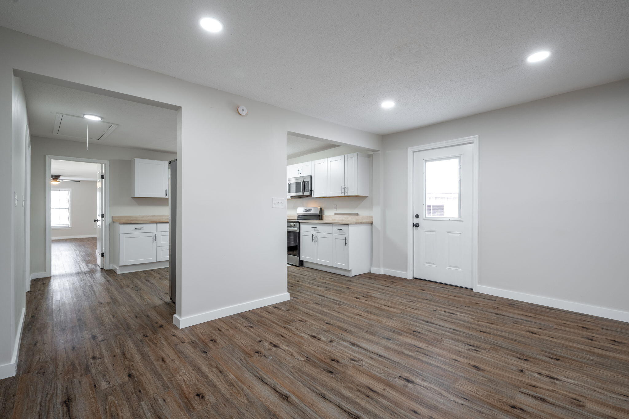 8229 Patterson Road Chattanooga, TN 37421 - Photo 9 of 35 13-web-or-mls-DSC_1336