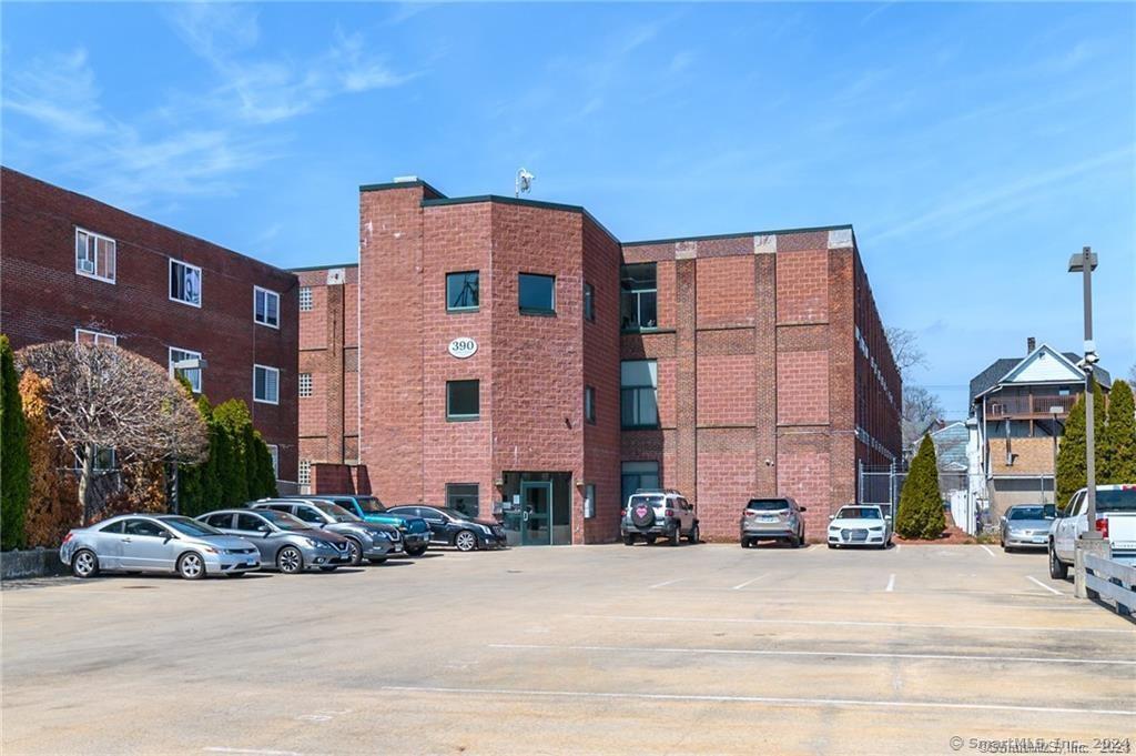 390 Charles Street, Unit 201 Bridgeport, CT 06606 - Photo 16 of 18