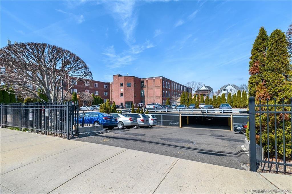 390 Charles Street, Unit 201 Bridgeport, CT 06606 - Photo 17 of 18