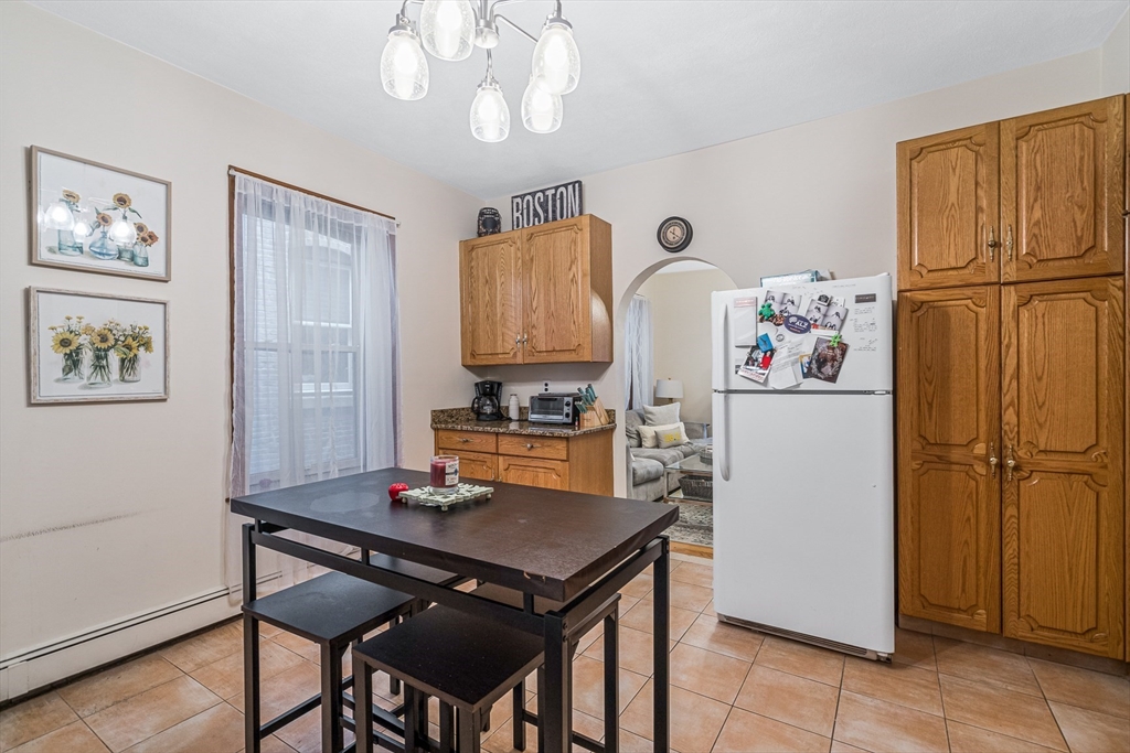 422 Hanover Street, Unit 3 Boston, MA 02113 - Photo 5 of 20