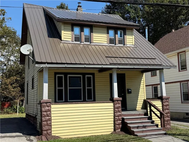 $134,900 | 1222 Oswego Street, Utica, NY 13502