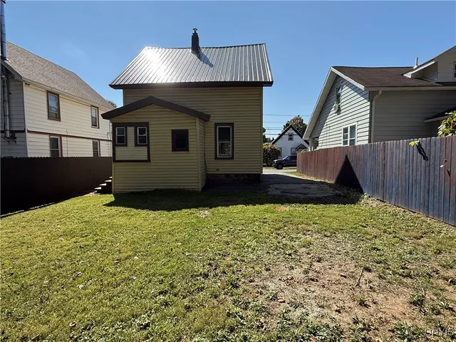 $134,900 | 1222 Oswego Street, Utica, NY 13502
