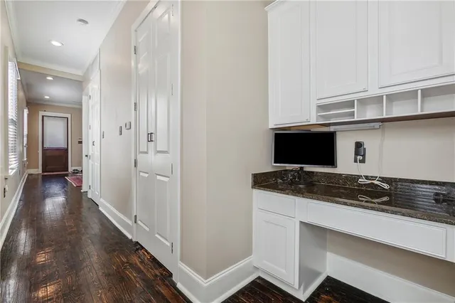 $2,700 | 4849 Magazine Street, Unit A, New Orleans, LA 70115