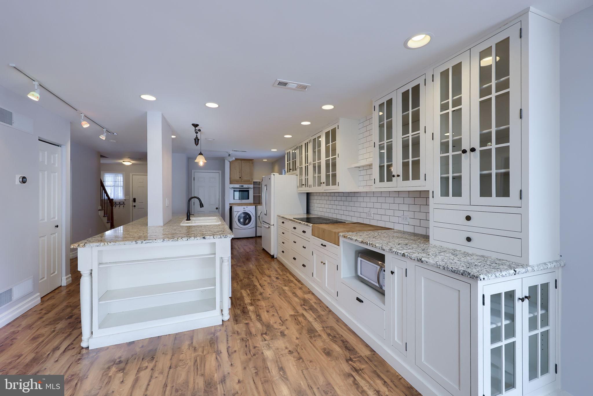 110 Pepperton Court Lititz, PA 17543 - Photo 11 of 32