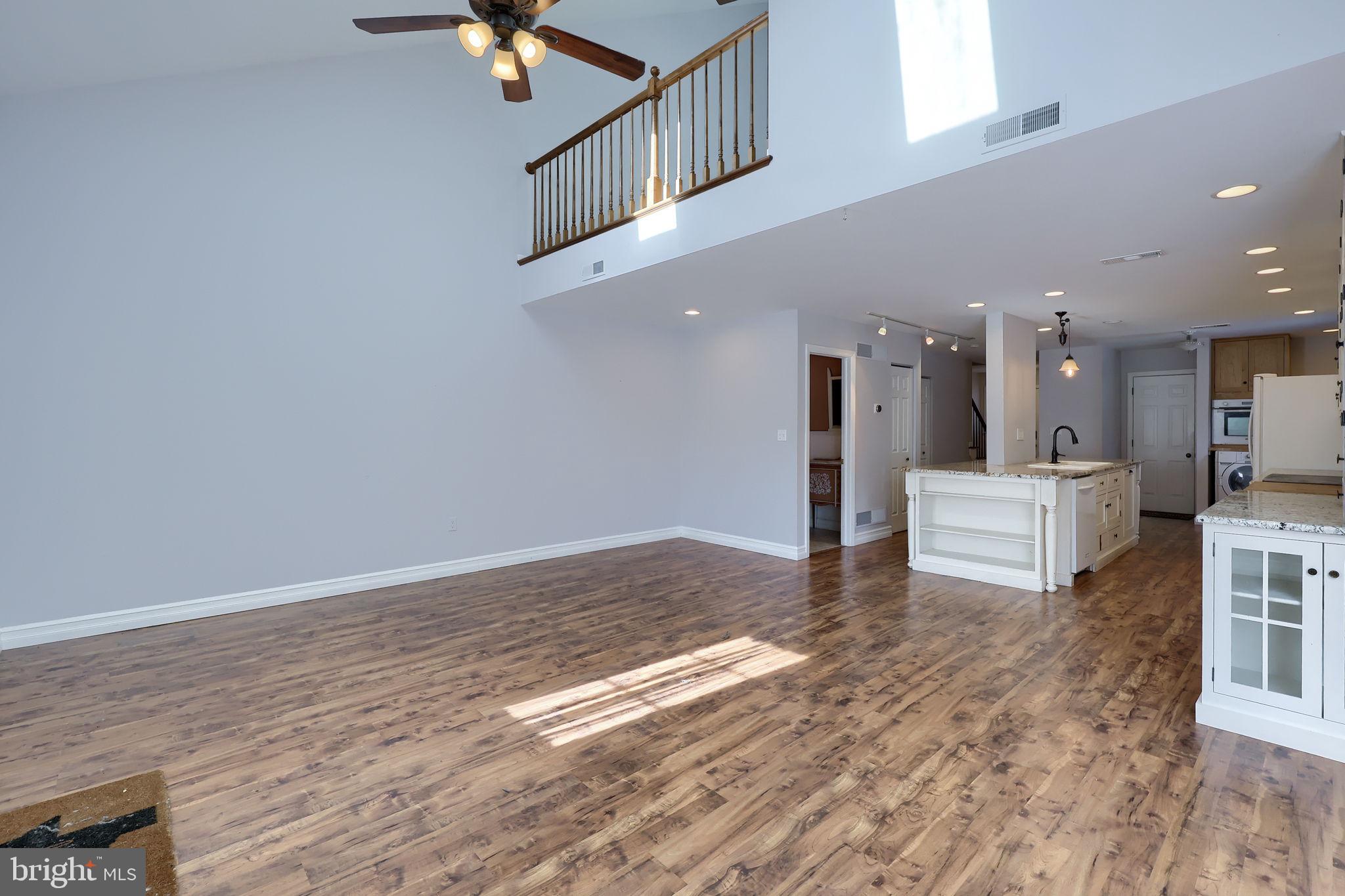 110 Pepperton Court Lititz, PA 17543 - Photo 8 of 32