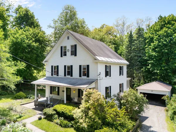 $369,900 | 39 Locust Street, Brattleboro, VT 05301