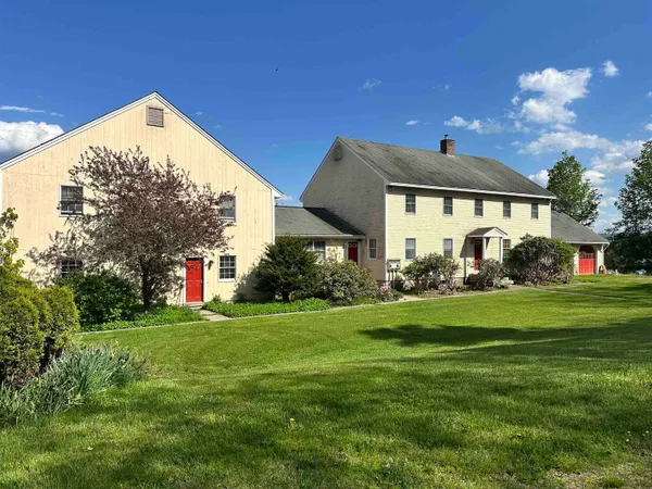 $2,100,000 | 203 Winch Hill Road, Langdon, NH 03602