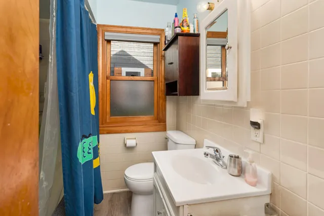 $279,900 | 2402 Piedmont Avenue, Duluth, MN 55811