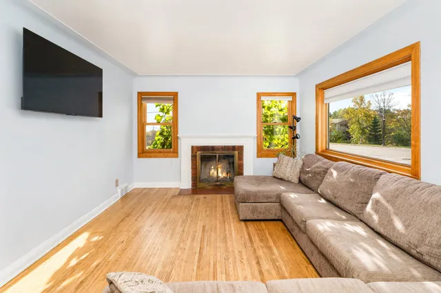 $279,900 | 2402 Piedmont Avenue, Duluth, MN 55811