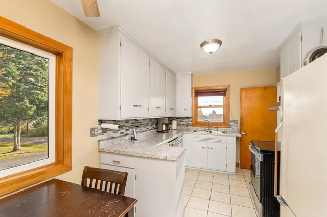 $279,900 | 2402 Piedmont Avenue, Duluth, MN 55811