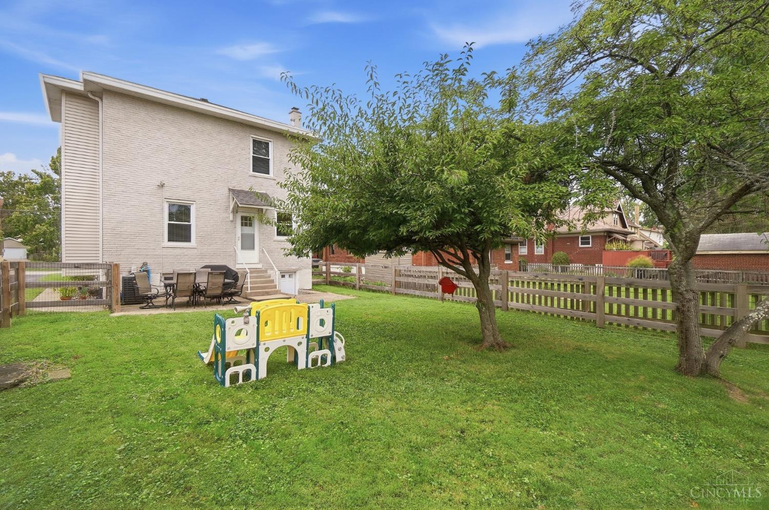 6224 Kincaid Road Cincinnati, OH 45213 - Photo 37 of 38 Gallery Image 37