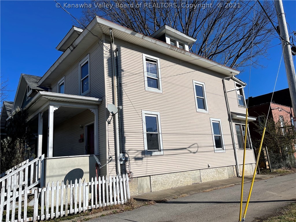 406 Ruffner Avenue Charleston, WV 25311 - Photo 3 of 18 Gallery Image 3