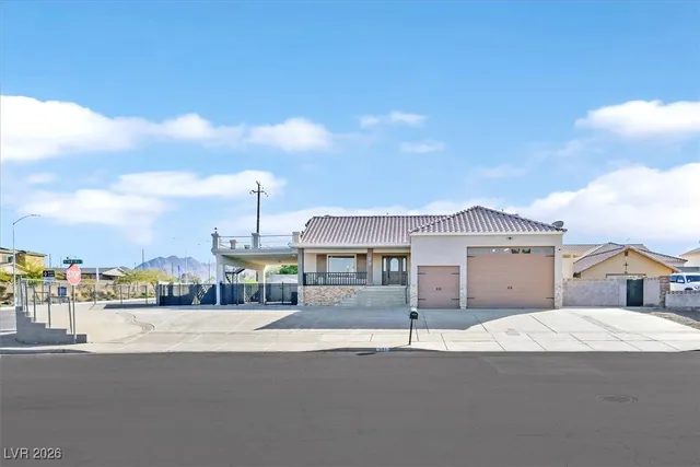 $4,000 | 391 East Kimberly Drive, Henderson, NV 89015