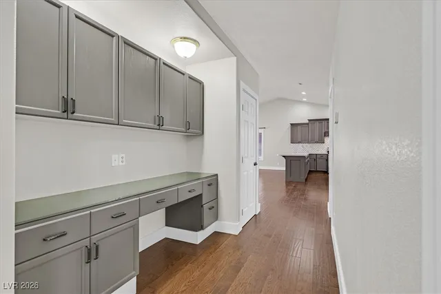 $4,000 | 391 East Kimberly Drive, Henderson, NV 89015