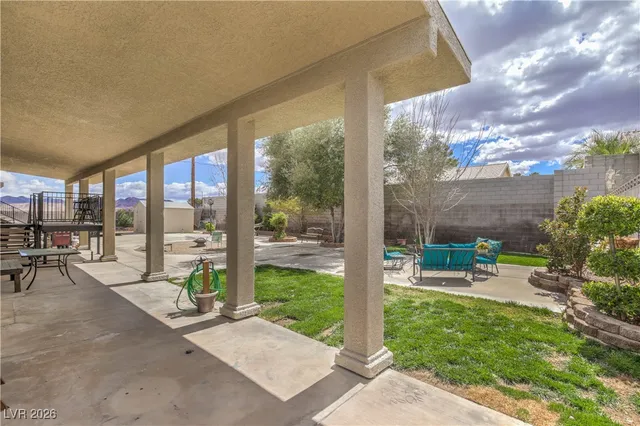 $4,000 | 391 East Kimberly Drive, Henderson, NV 89015