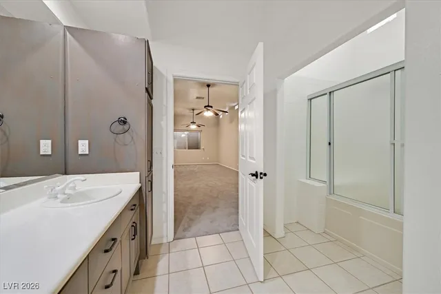 $4,000 | 391 East Kimberly Drive, Henderson, NV 89015