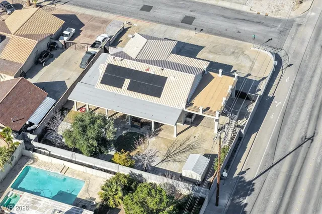 $4,000 | 391 East Kimberly Drive, Henderson, NV 89015