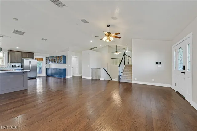 $4,000 | 391 East Kimberly Drive, Henderson, NV 89015