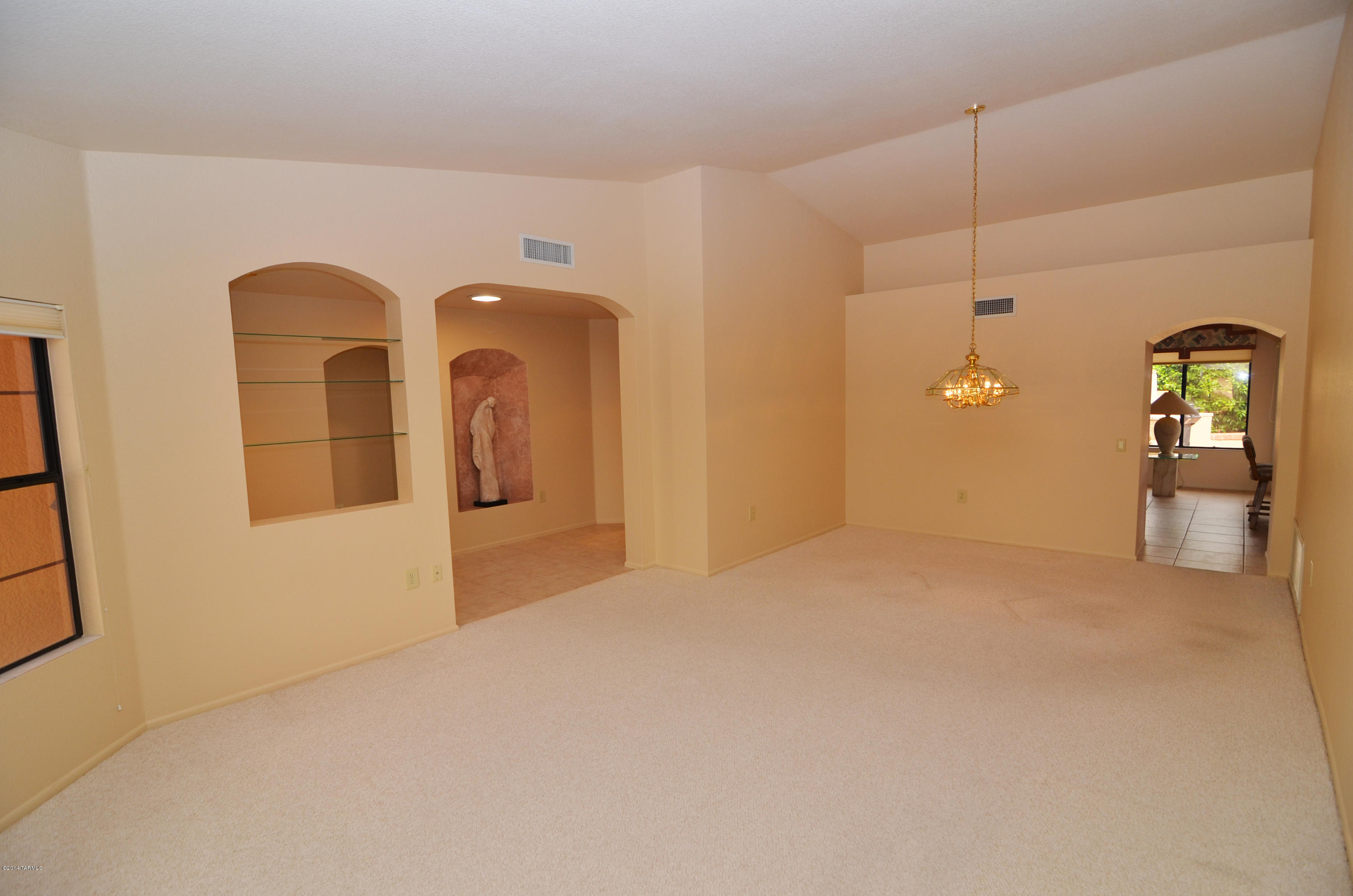 14180 North Dawn Ridge Way Oro Valley, AZ 85755 - Photo 11 of 27
