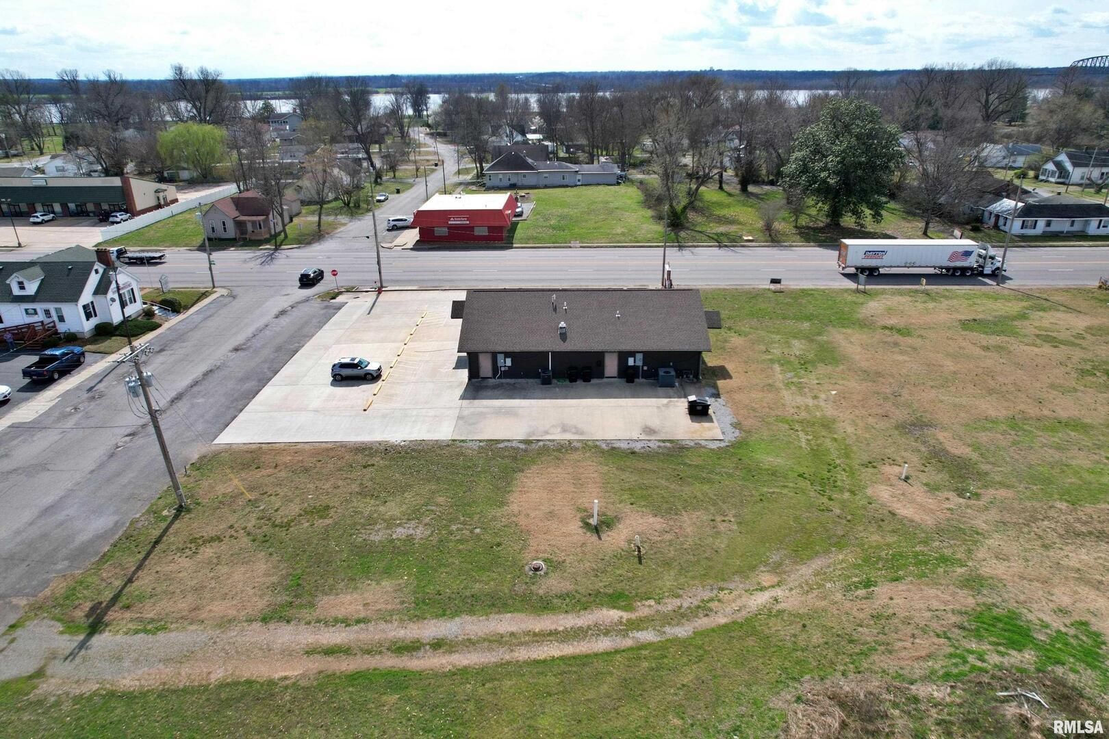 613 East 5th Street Metropolis, IL 62960 - Photo 11 of 18