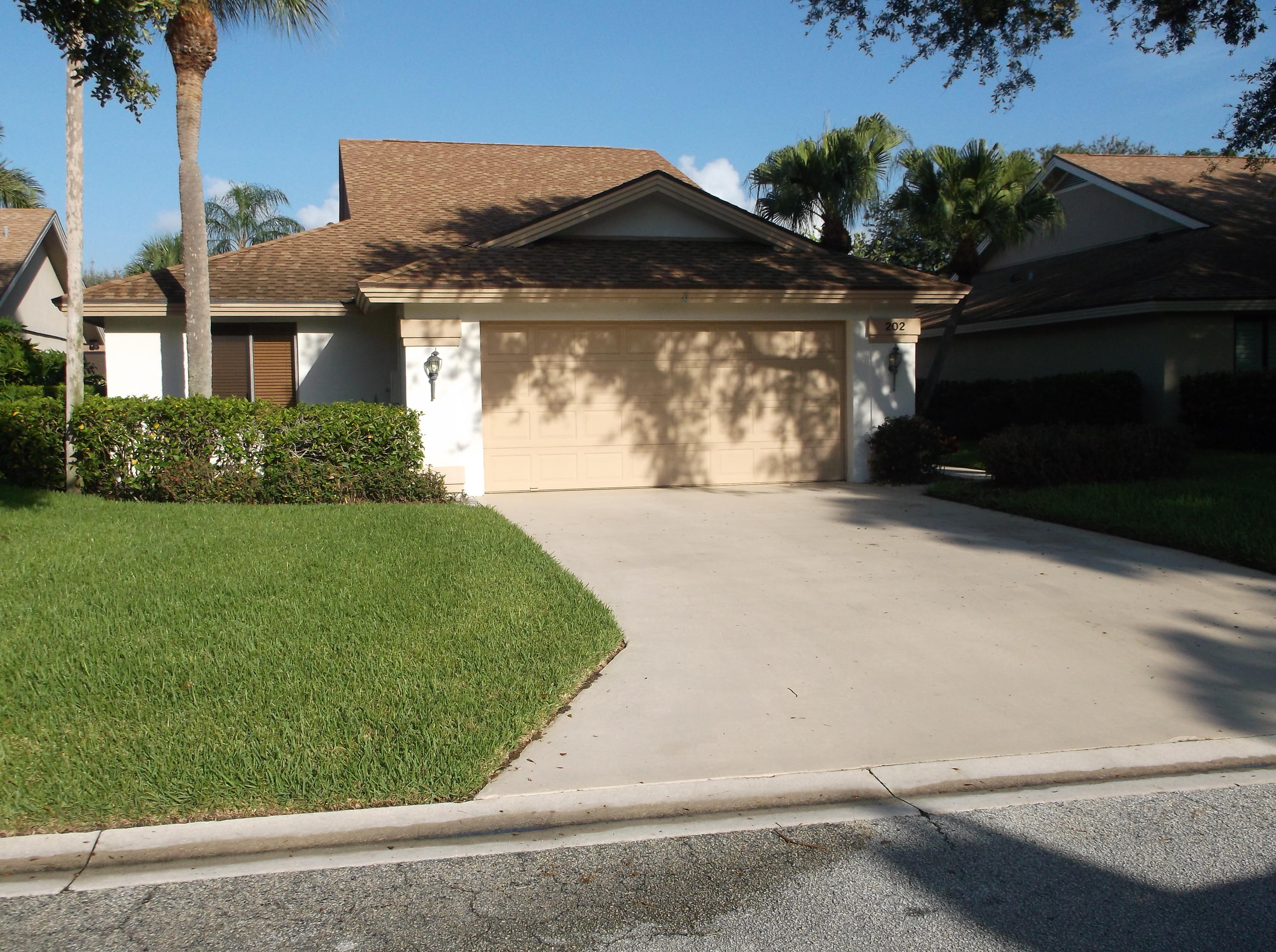 202 Cape Pointe Circle Jupiter, FL 33477 - Photo 2 of 9 DSCF0558