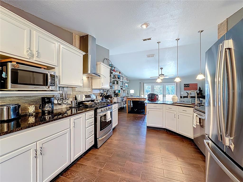 14770 Southwest 30 Place Ocala, FL 34481 - Photo 13 of 71