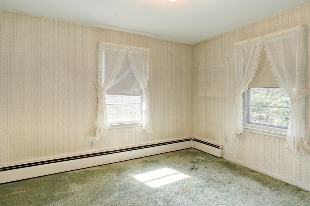 9 Chestnut Hill Road Northborough, MA 01532 - Photo 16 of 25 Gallery Image 16