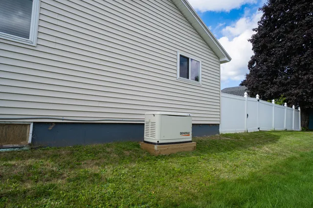$210,000 | 3 County Street, East Millinocket, ME 04430