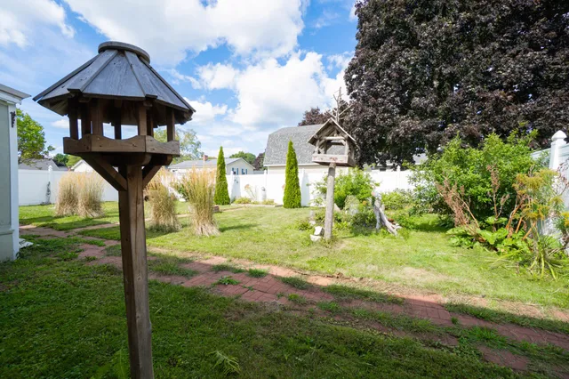 $210,000 | 3 County Street, East Millinocket, ME 04430