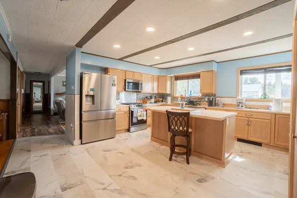 $210,000 | 3 County Street, East Millinocket, ME 04430