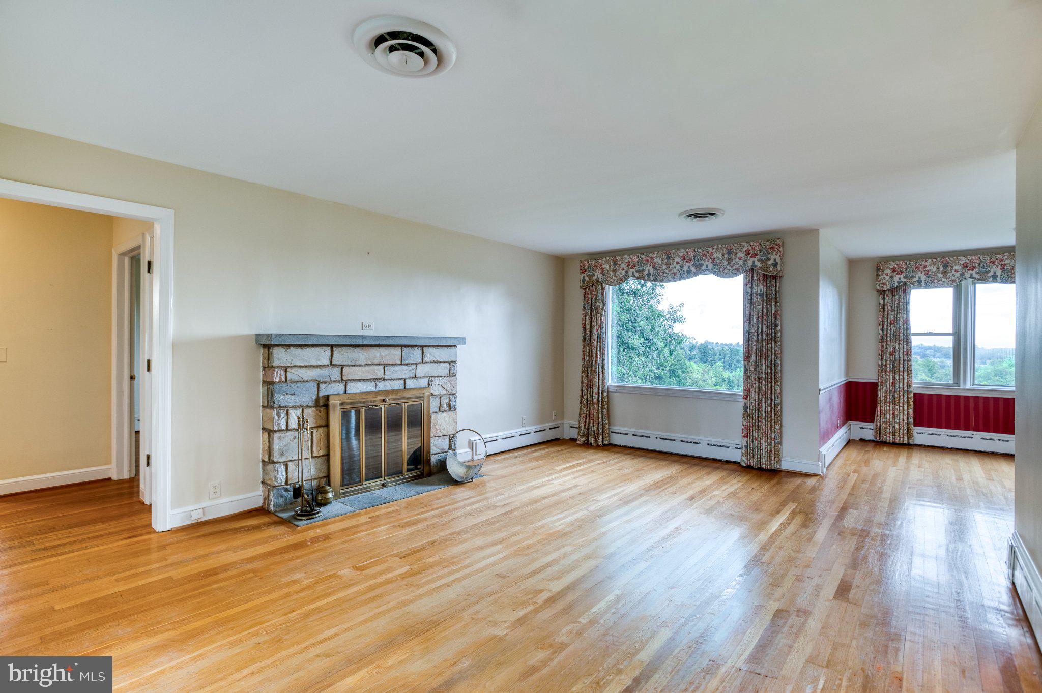 8215 Lees Road Warrenton, VA 20186 - Photo 11 of 82 Gallery Image 11