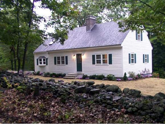136 Crooked S Road Lyndeborough, NH 03082 - Photo 1 of 5