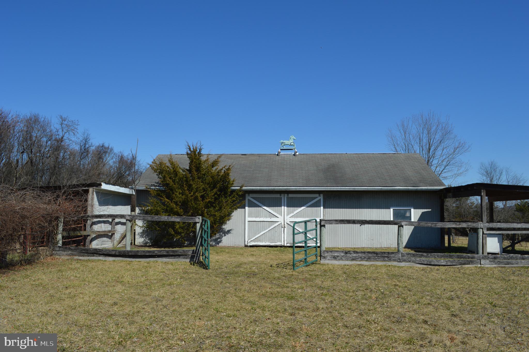 8708 Reichs Ford Road Frederick, MD 21704 - Photo 4 of 5 4 Stall Barn