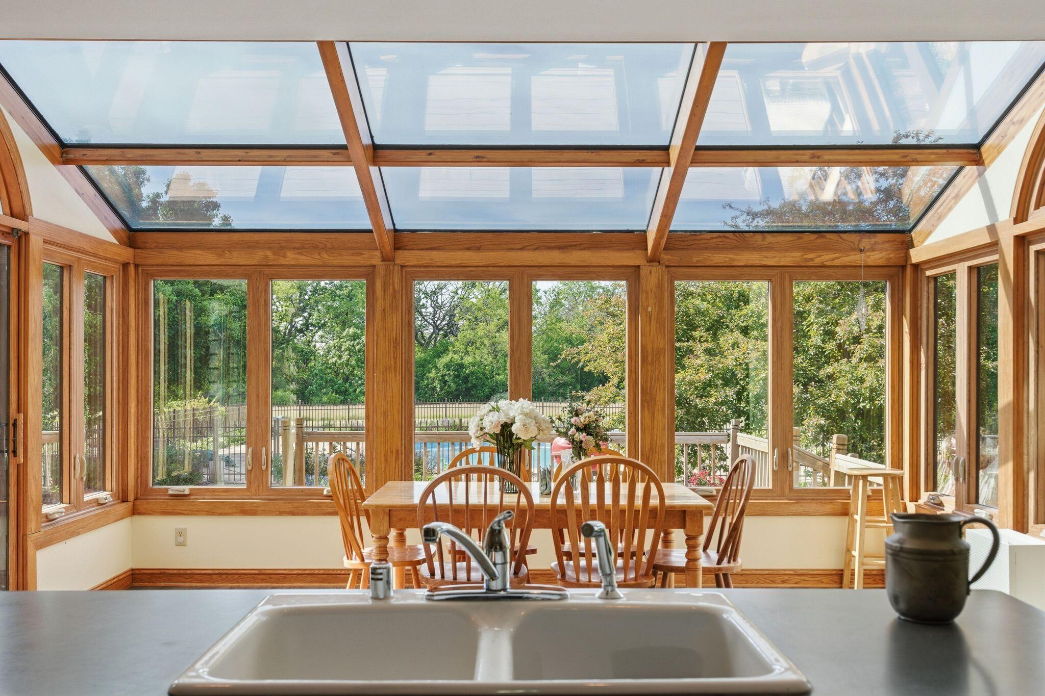 W350S1951 Waterville Road Ottawa, WI 53066 - Photo 11 of 60 Four Season Room