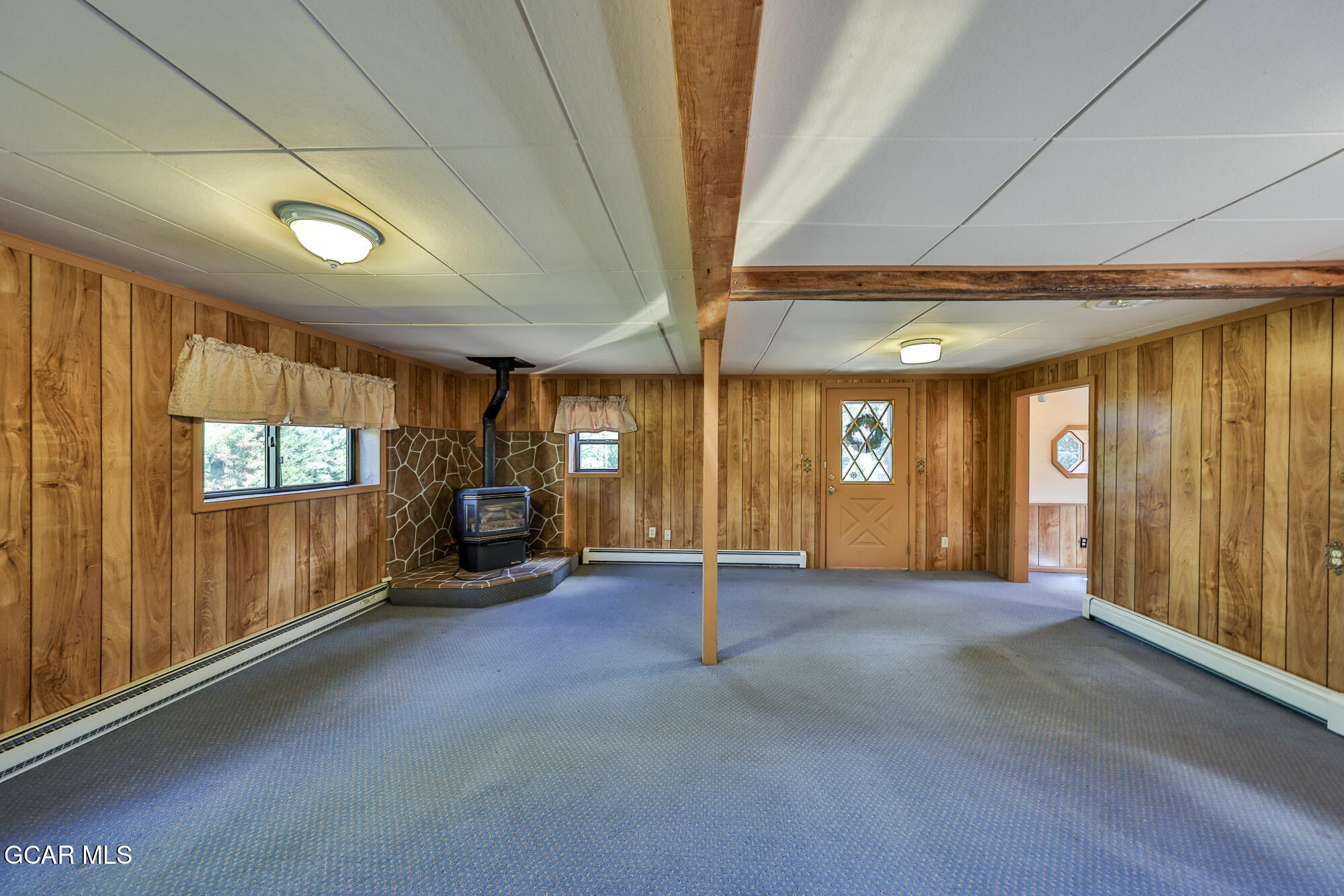 328 Golf Course Road Grand Lake, CO 80447 - Photo 20 of 55 The inviting front Room