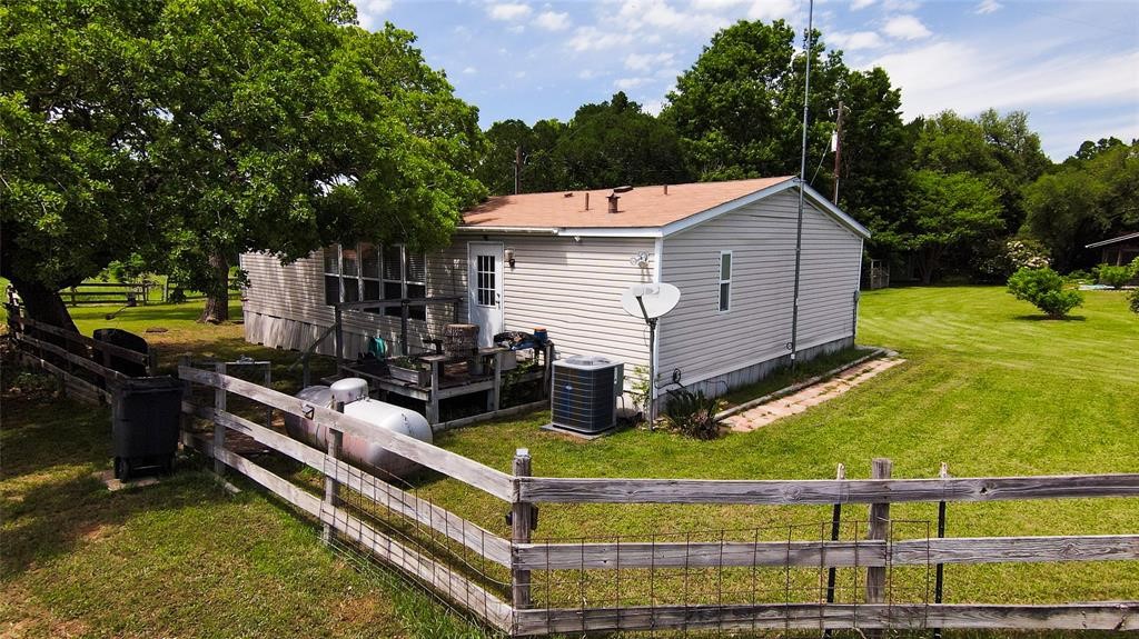 269 Balch Road Elgin, TX 78621 - Photo 16 of 39