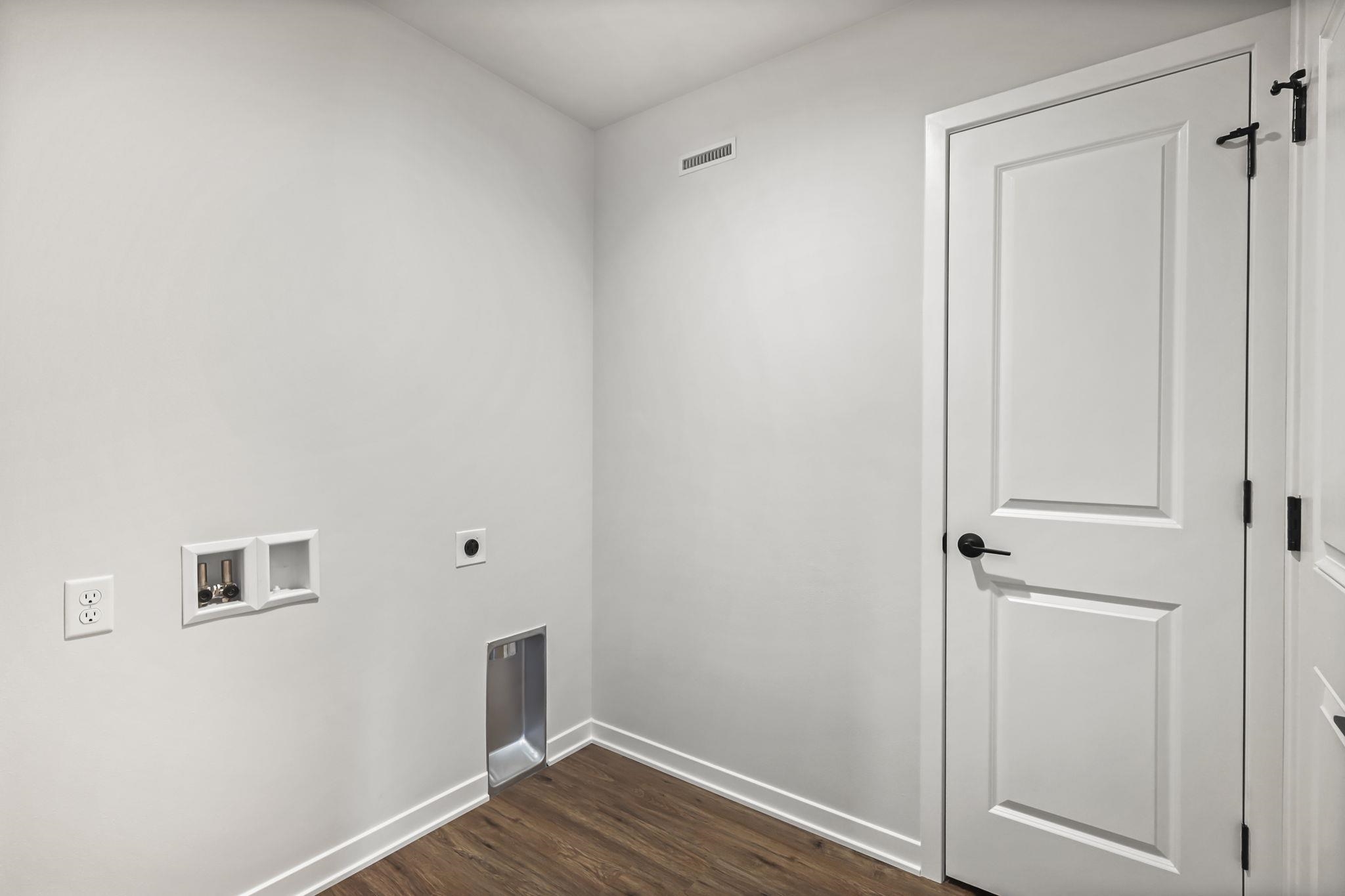 400 Orchid Stoughton, WI 53589 - Photo 15 of 31