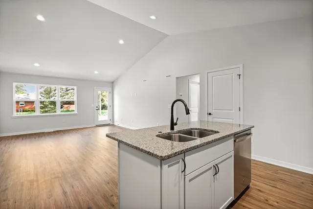 $429,900 | 400 Orchid, Stoughton, WI 53589