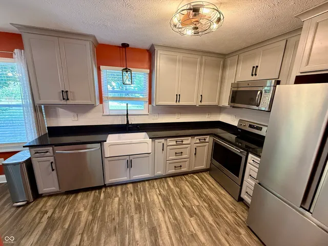 $299,900 | 7383 Poppyseed Drive, Indianapolis, IN 46237