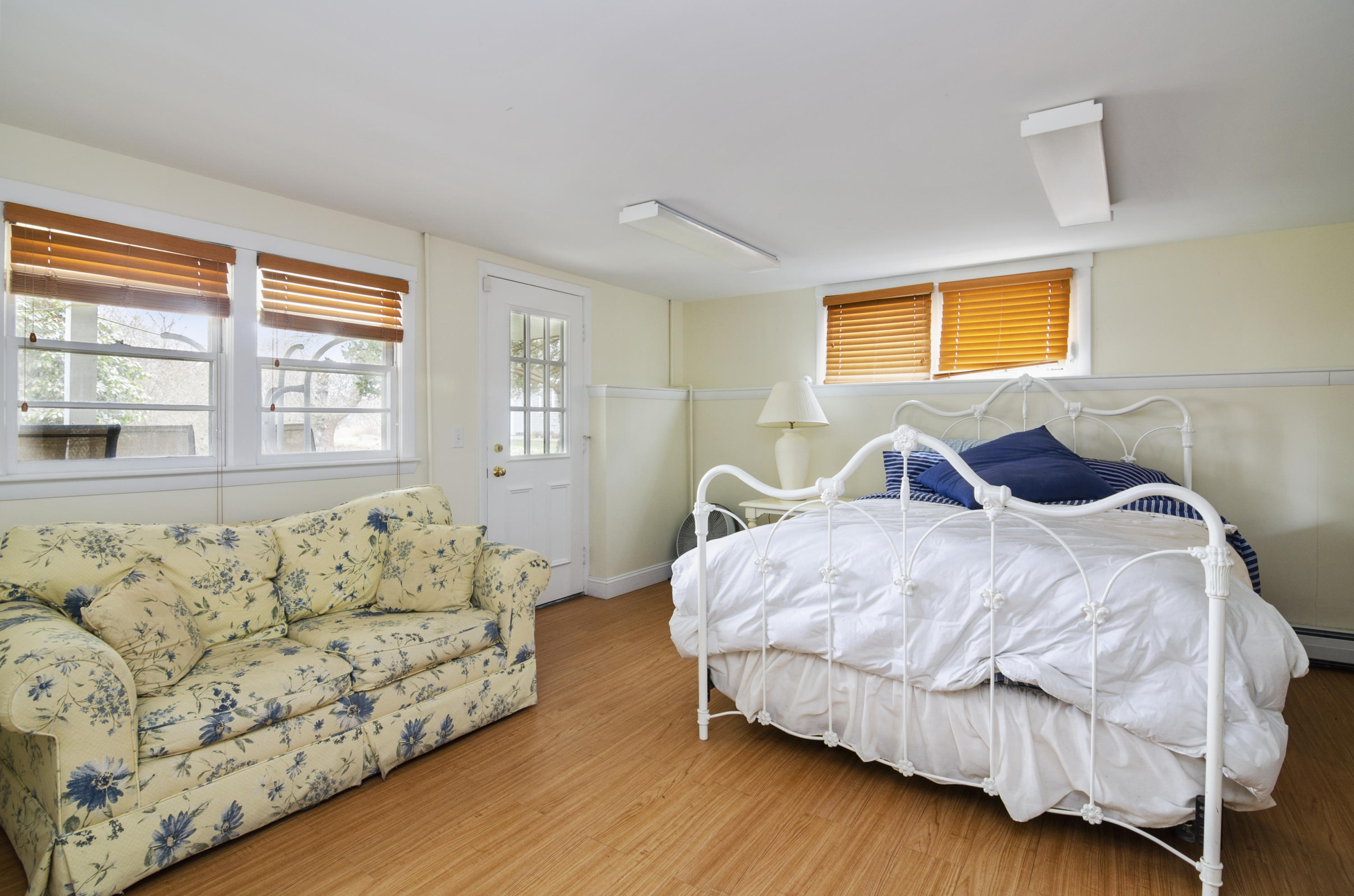 199 Harbor Point Road Barnstable, MA 02675 - Photo 16 of 27 013-photo--6934656