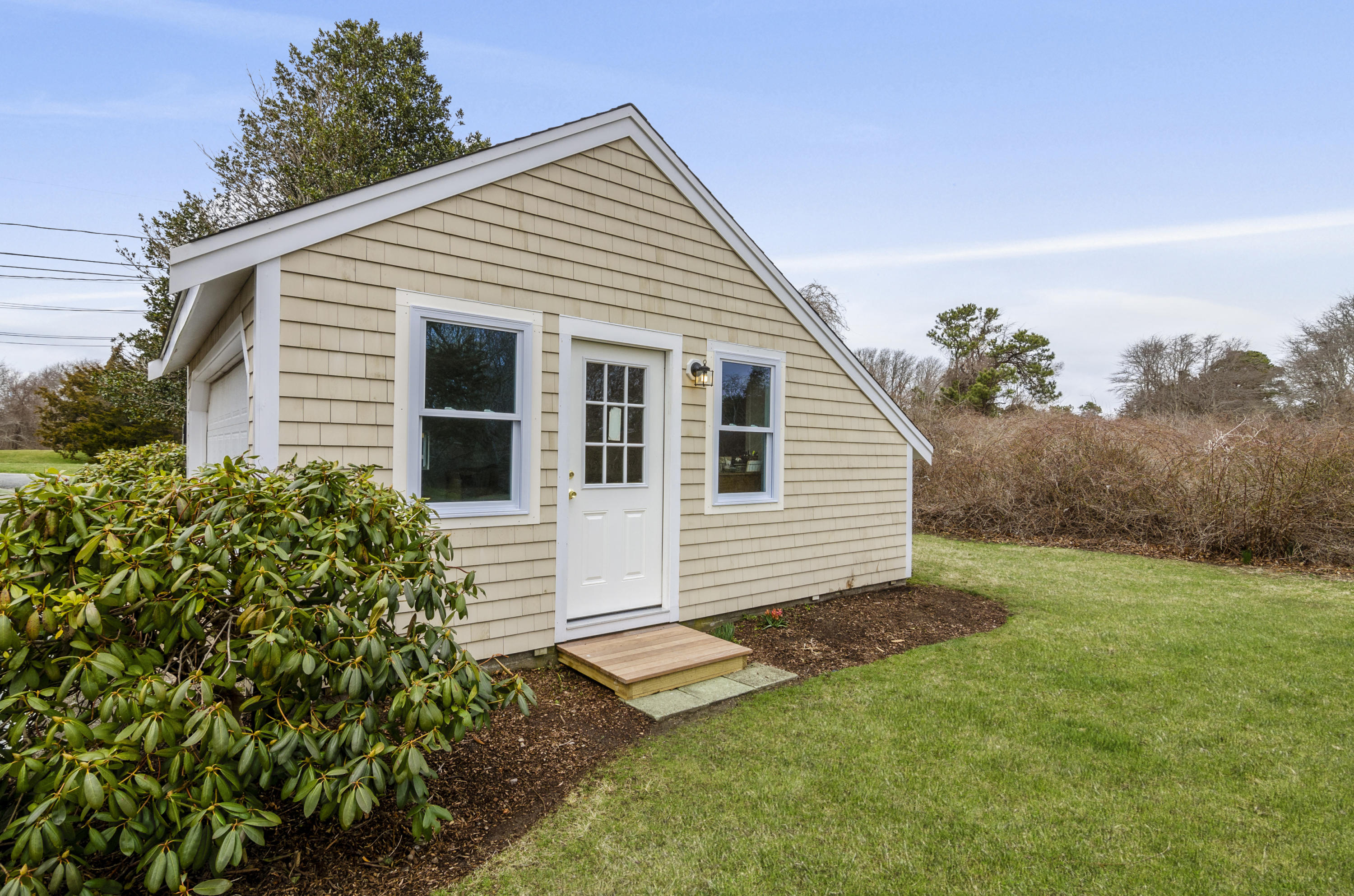 199 Harbor Point Road Barnstable, MA 02675 - Photo 17 of 27 016-photo--6934642