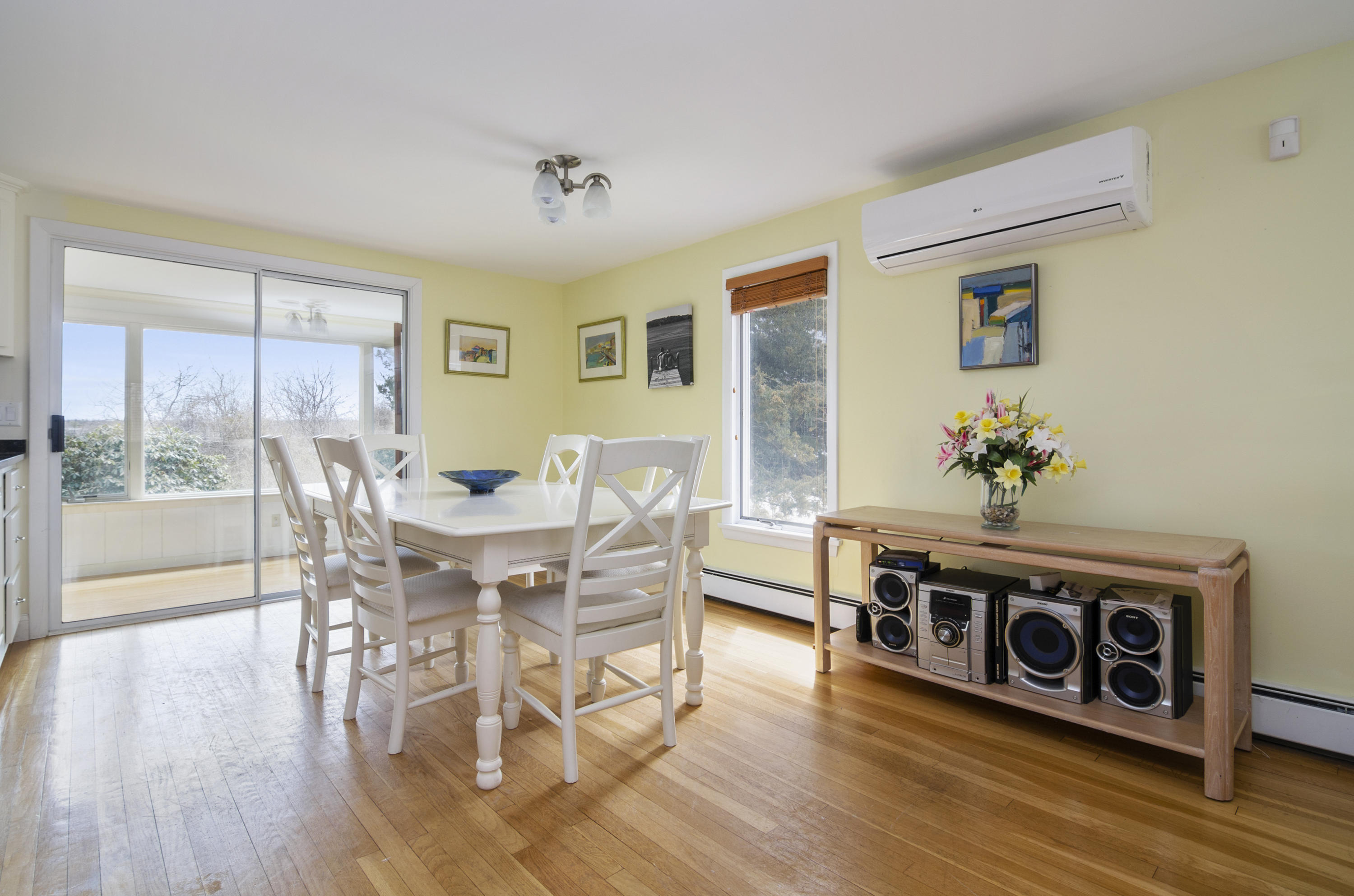 199 Harbor Point Road Barnstable, MA 02675 - Photo 7 of 27 005-photo--6934631