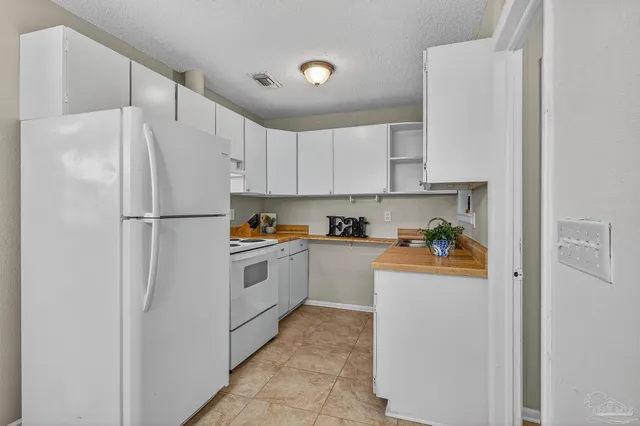 $169,900 | 823 North 75th Avenue, Pensacola, FL 32506