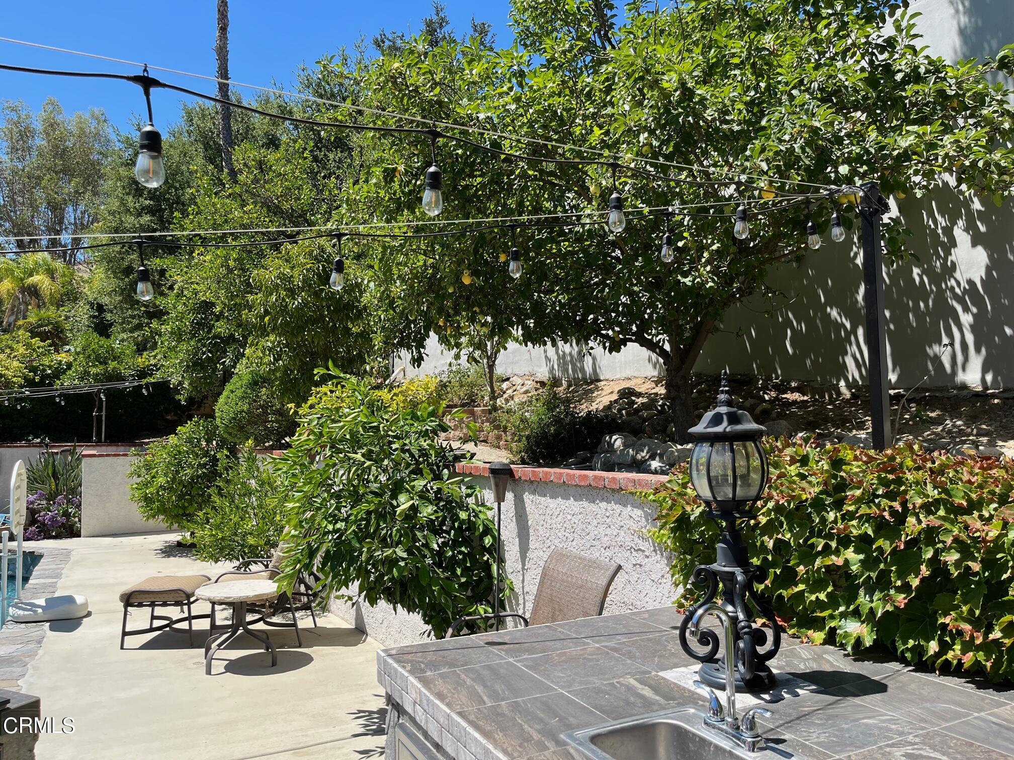 25049 Highspring Avenue Newhall, CA 91321 - Photo 34 of 52 apple2