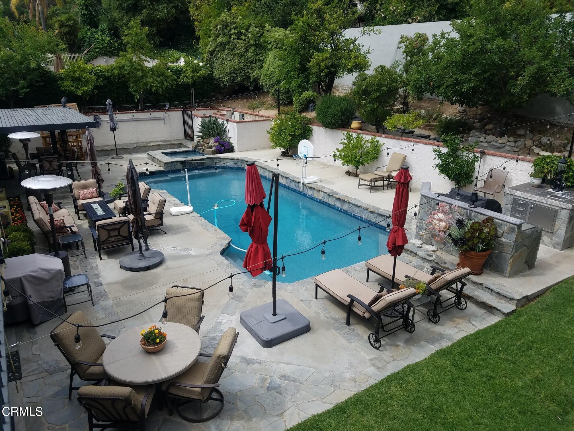 25049 Highspring Avenue Newhall, CA 91321 - Photo 37 of 52 Resized_20220520_103540_1715_20220520_11