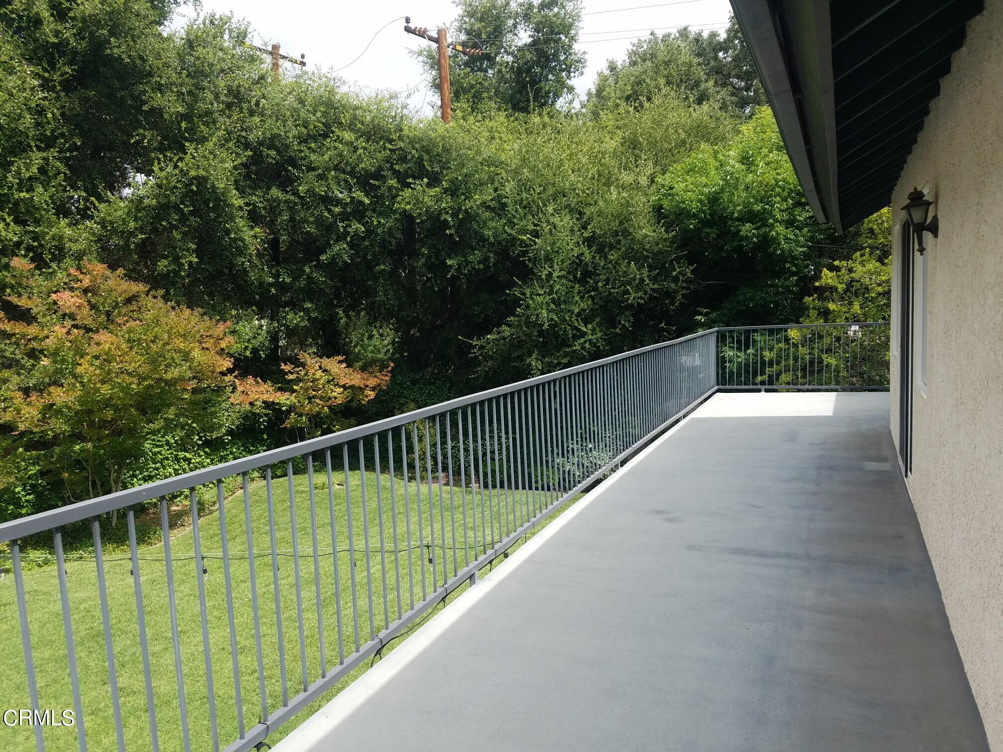 25049 Highspring Avenue Newhall, CA 91321 - Photo 41 of 52 Resized_20220520_103646_9187_20220520_11