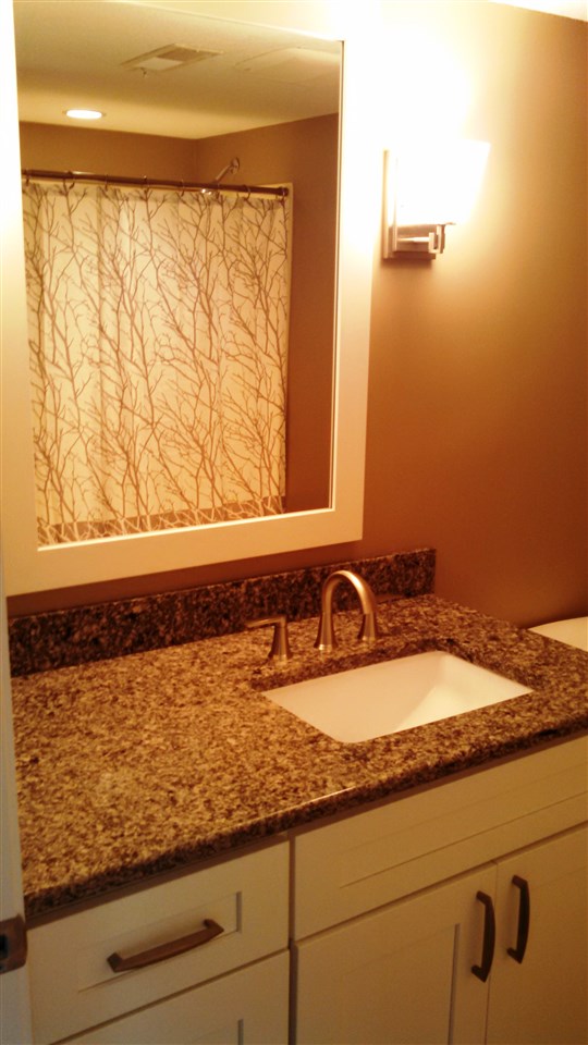 8942 East Hatchery Road, Unit 8 Syracuse, IN 46567 - Photo 13 of 23 Gallery Image 13