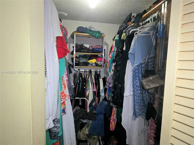 $160,000 | 940 Northeast 199th Street, Unit 114, Miami, FL 33179