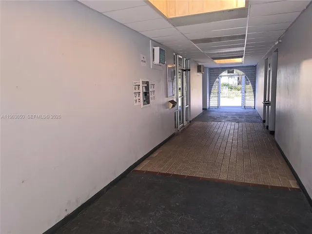 $160,000 | 940 Northeast 199th Street, Unit 114, Miami, FL 33179